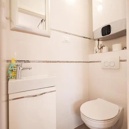 Apartament Two Bedroom With A Balcony Relja