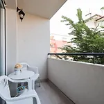 Two Bedroom With A Balcony Relja Apartman *